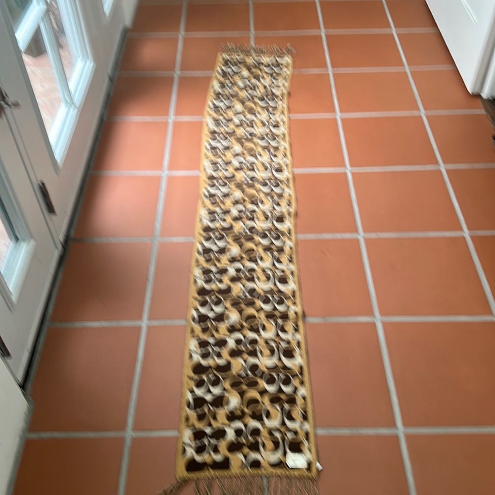 Coach scarf used